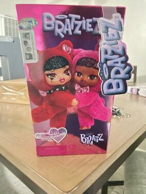 Bratziez Sweetheartz Collection box